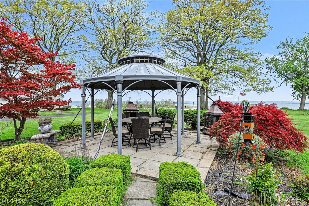 290 Park Avenue Conneaut OH 44030
