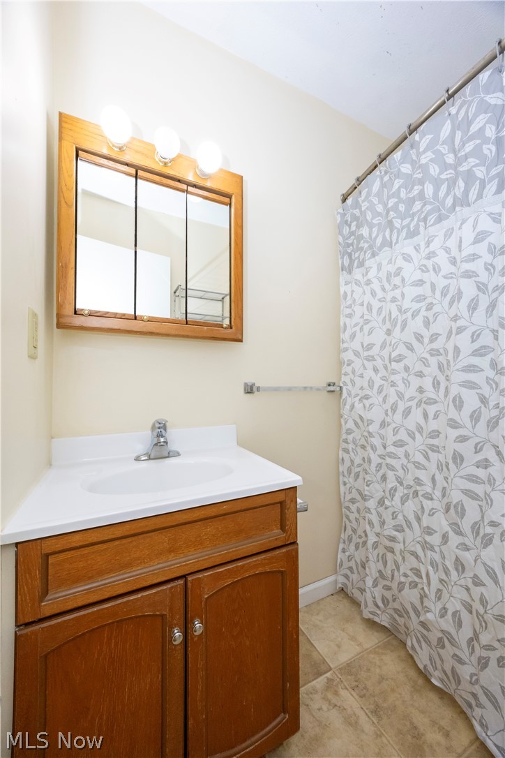 631 Hancock Wooster OH 44691