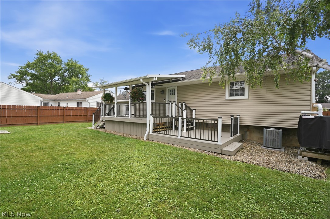 663 Notre Dame Avenue Austintown OH 44515