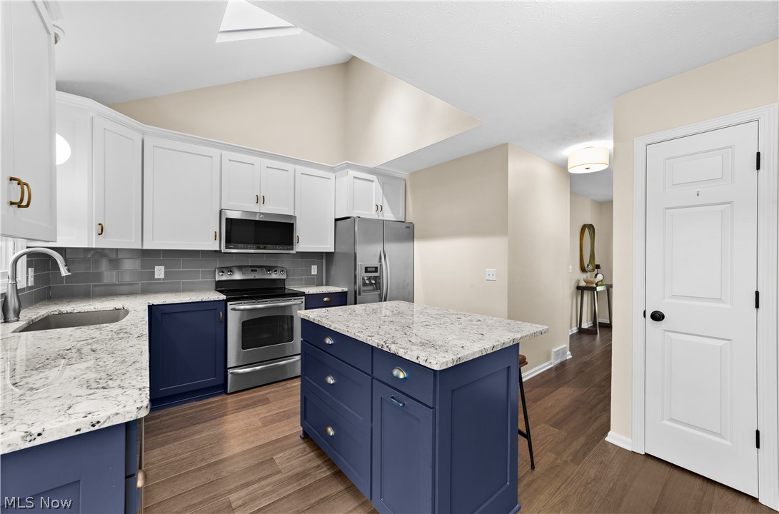 33316 Chatham Drive Avon Lake OH 44012
