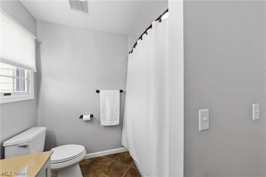 33316 Chatham Drive Avon Lake OH 44012
