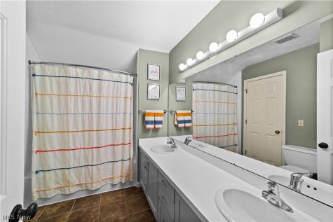 33316 Chatham Drive Avon Lake OH 44012