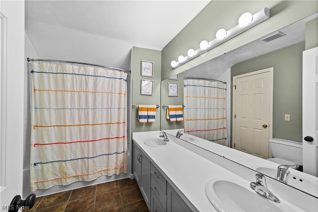 33316 Chatham Drive Avon Lake OH 44012