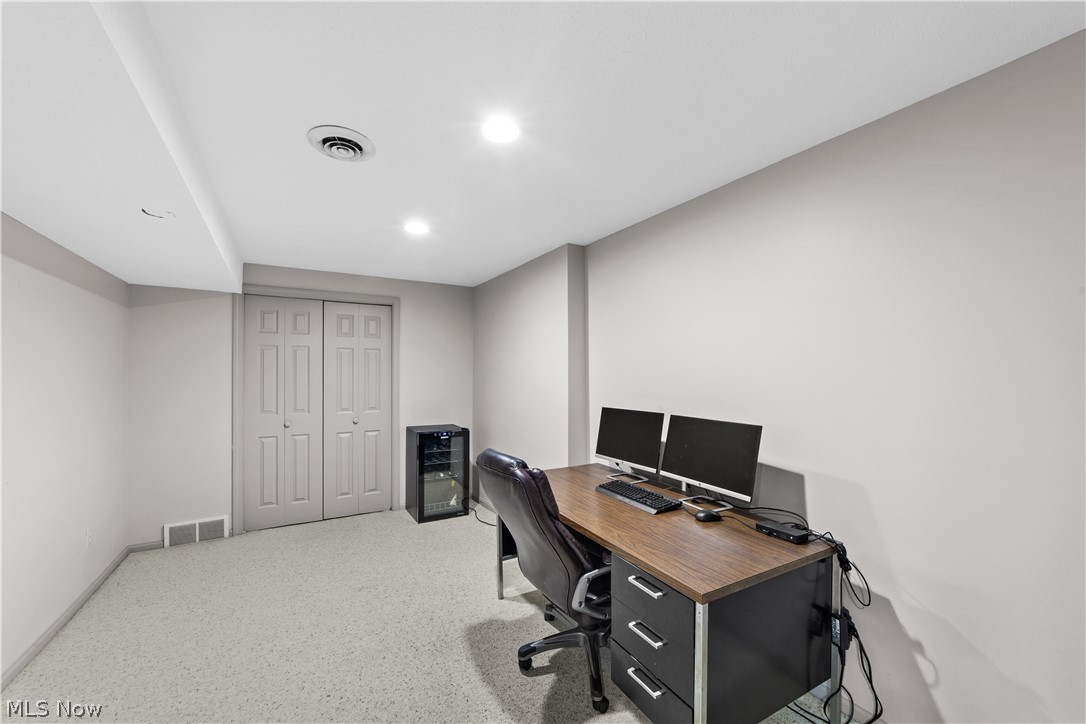 33316 Chatham Drive Avon Lake OH 44012
