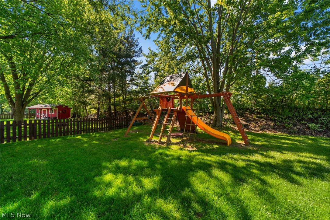 33316 Chatham Drive Avon Lake OH 44012
