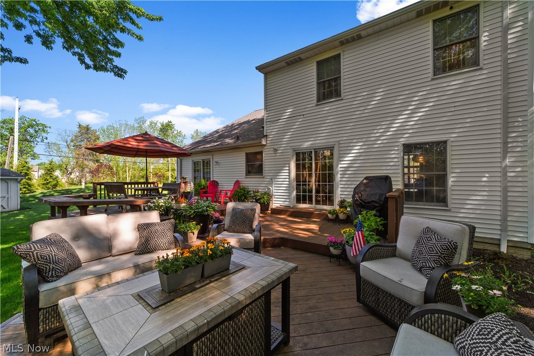 33316 Chatham Drive Avon Lake OH 44012
