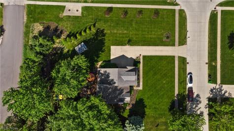 33316 Chatham Drive Avon Lake OH 44012
