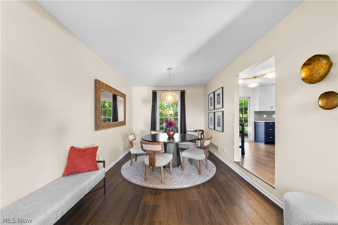 33316 Chatham Drive Avon Lake OH 44012
