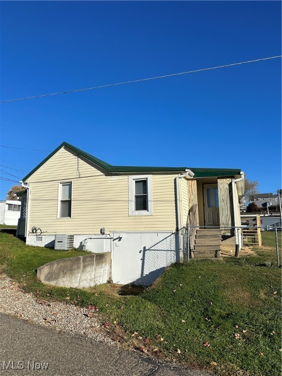 387 West Marietta Street Woodsfield OH 43793