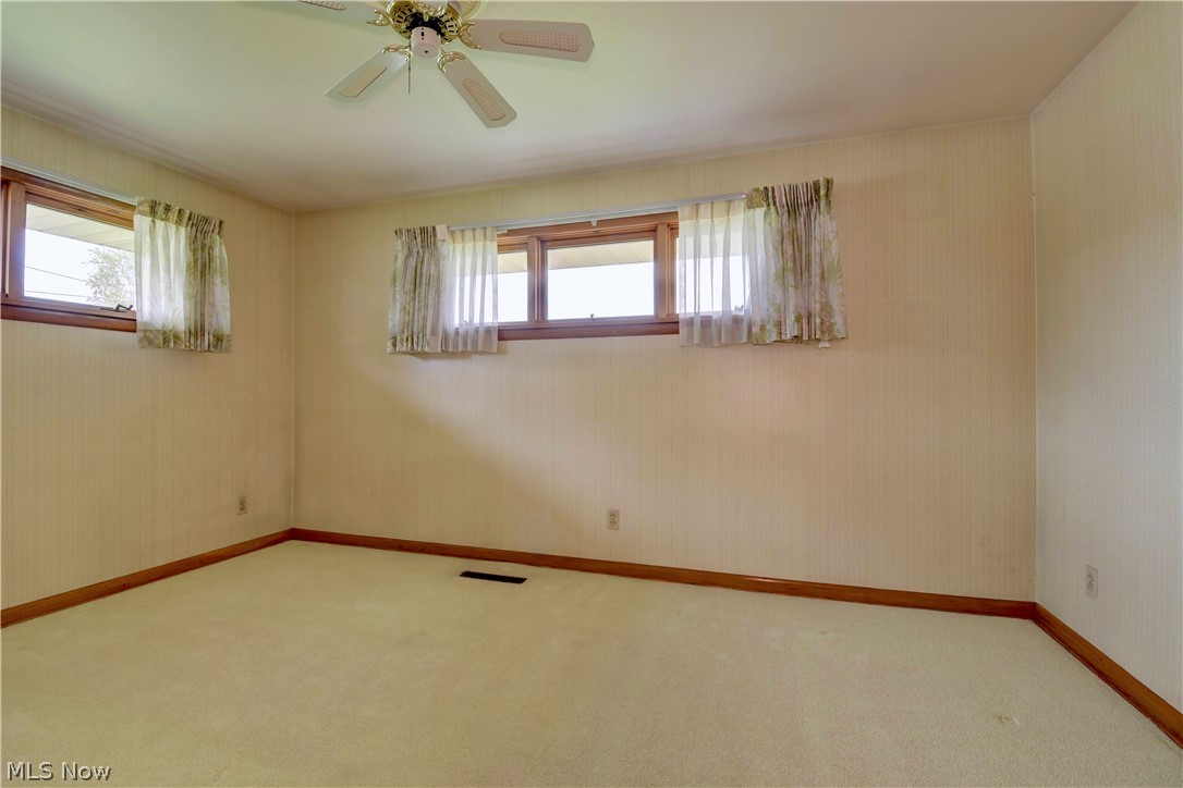 617 Oak Ave SW Strasburg OH 44680