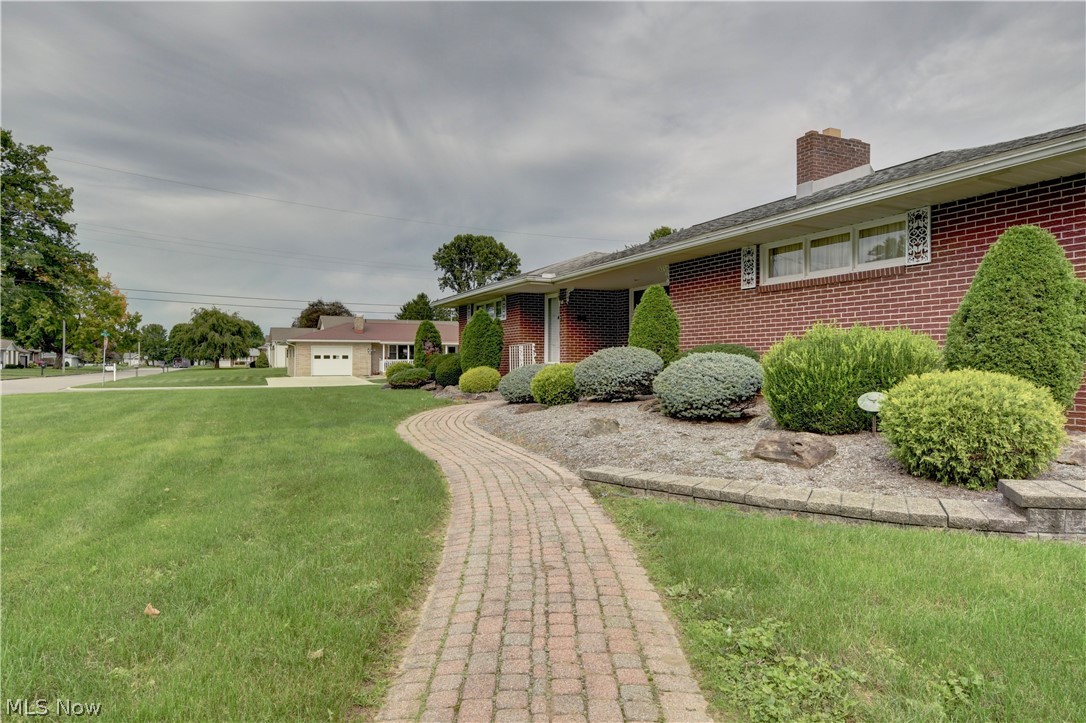 617 Oak Ave SW Strasburg OH 44680