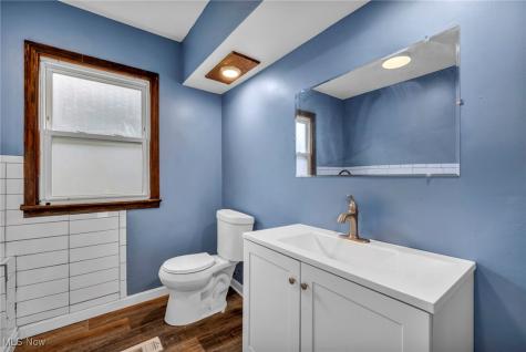 1374 W 114th Street Cleveland OH 44102