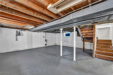 1374 W 114th Street Cleveland OH 44102