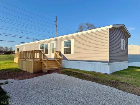 924 Mountain View Drive Minerva OH 44657