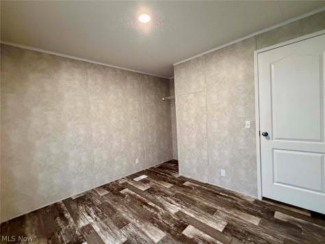 924 Mountain View Drive Minerva OH 44657