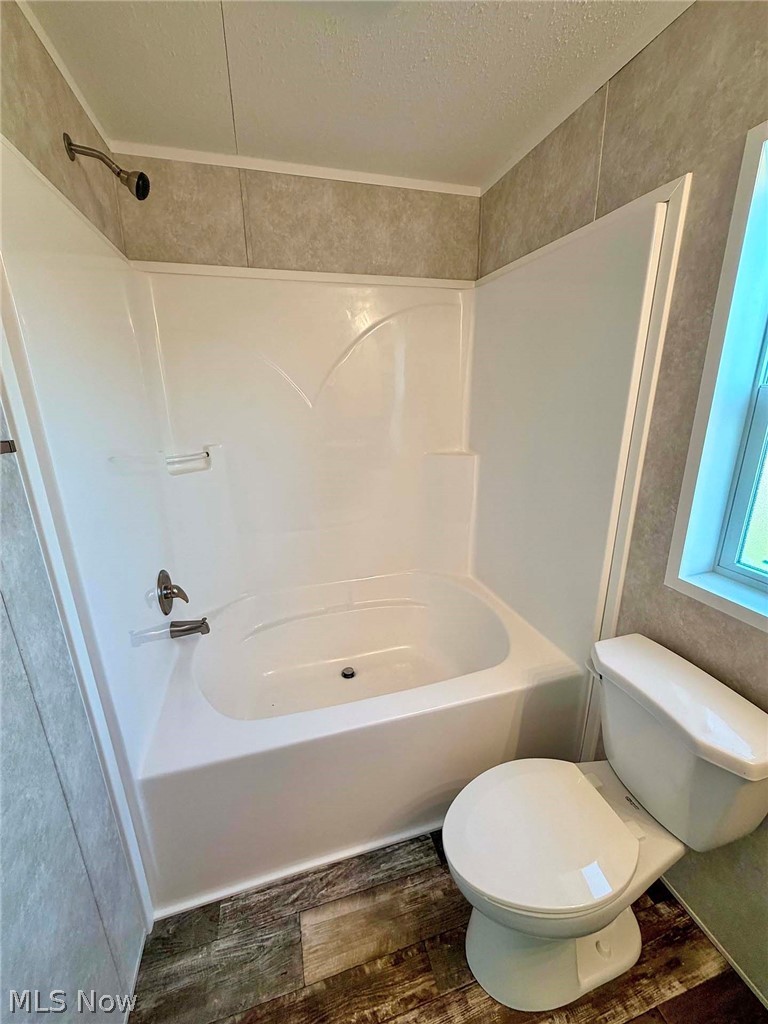 924 Mountain View Drive Minerva OH 44657