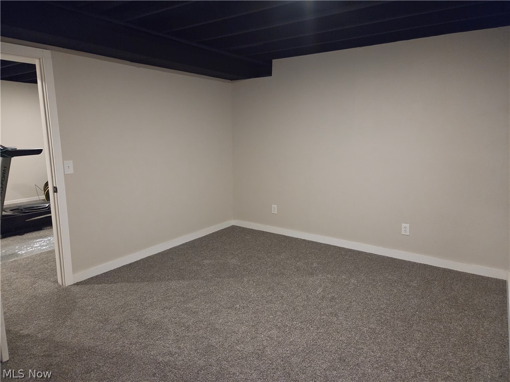 1607 Doaks Lane Zanesville OH 43701