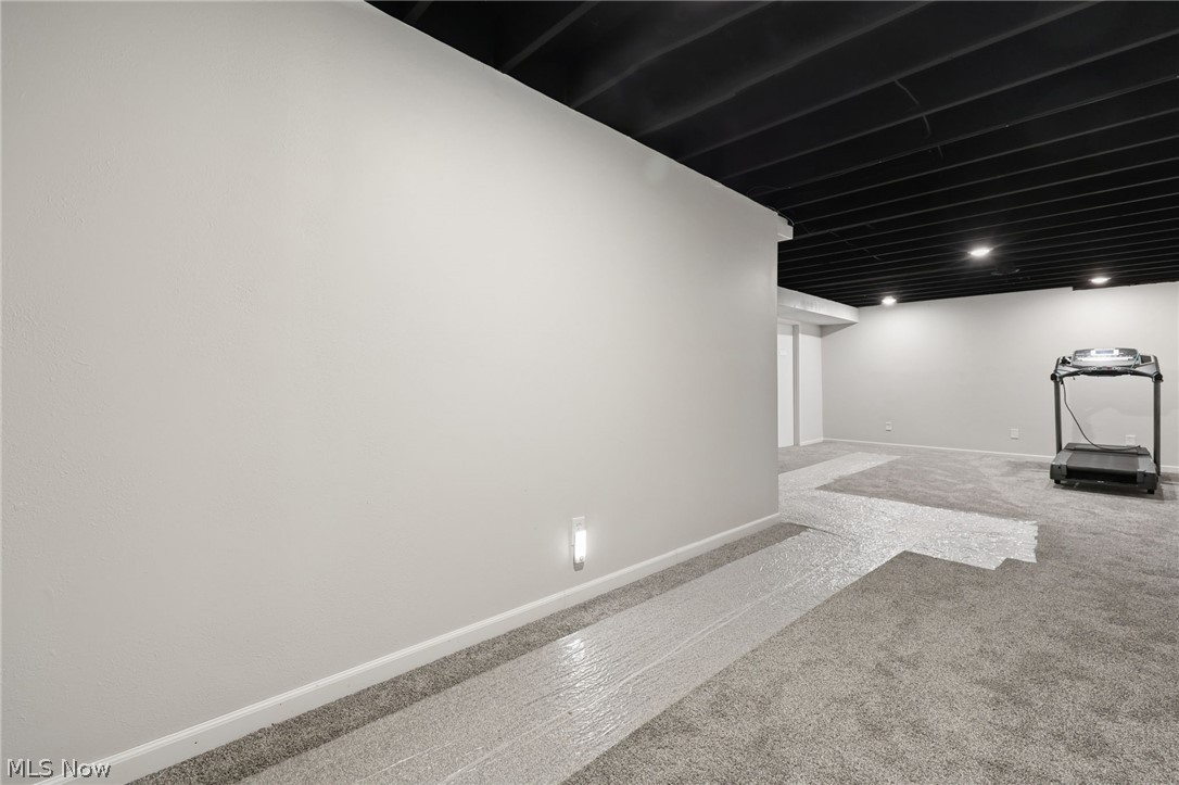 1607 Doaks Lane Zanesville OH 43701