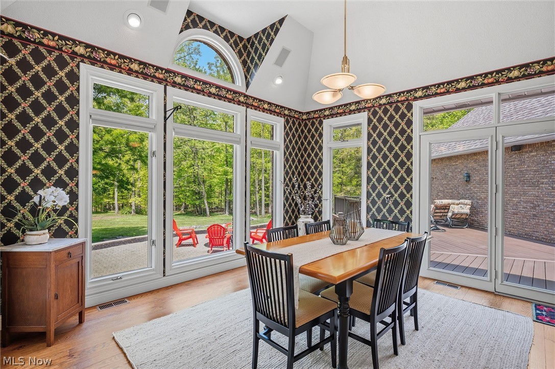 8795 Pheasant Run Lane Kirtland Hills OH 44060