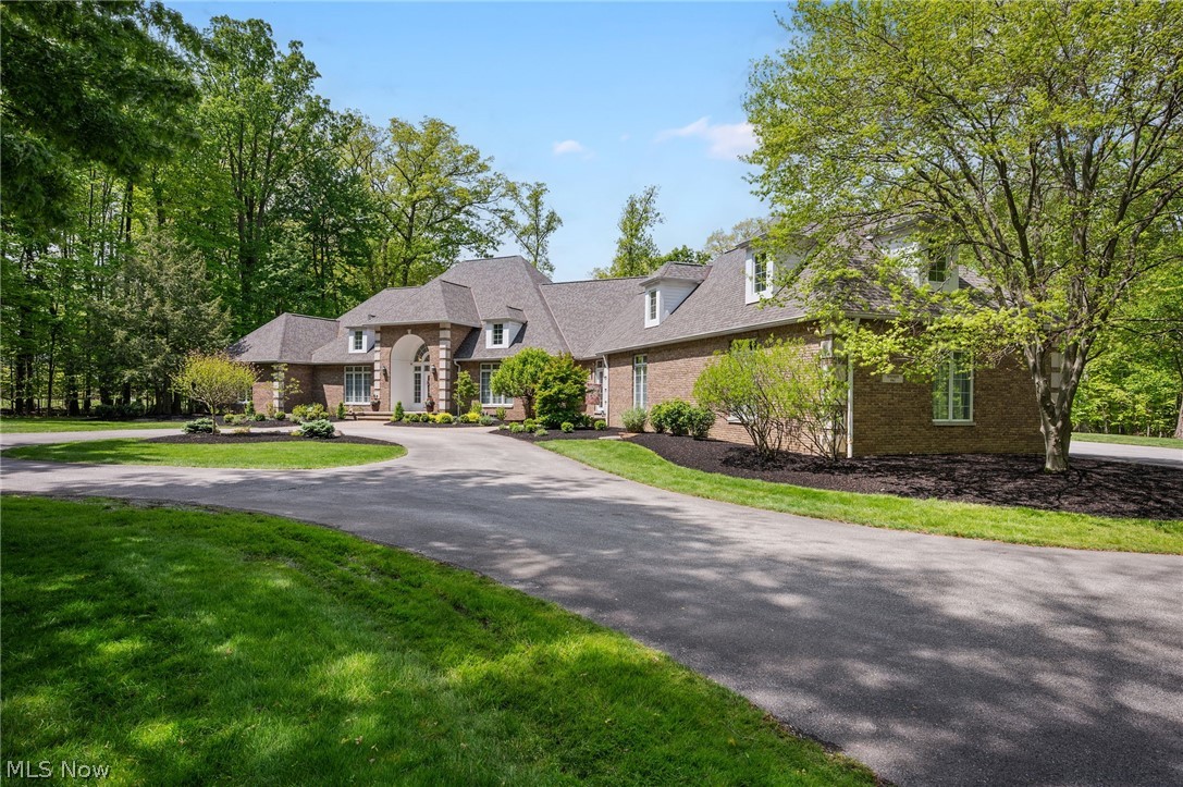 8795 Pheasant Run Lane Kirtland Hills OH 44060