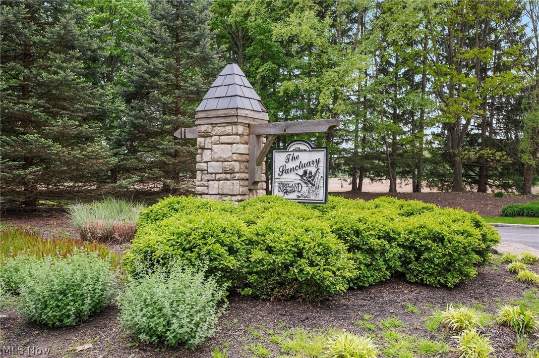 8795 Pheasant Run Lane Kirtland Hills OH 44060