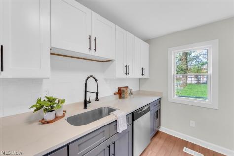 18155 Libby Road Maple Heights OH 44137