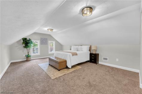 18155 Libby Road Maple Heights OH 44137