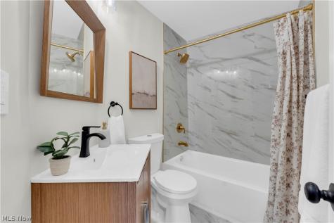 18155 Libby Road Maple Heights OH 44137