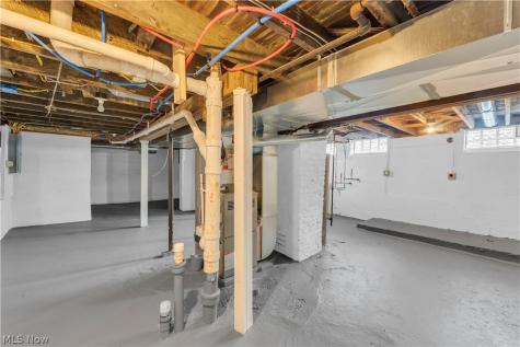 18155 Libby Road Maple Heights OH 44137
