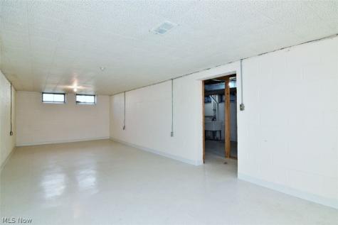 1663 Oakmount Road South Euclid OH 44121