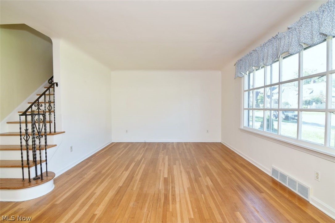 1663 Oakmount Road South Euclid OH 44121