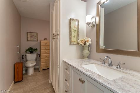 6480 Reynolds Road Mentor OH 44060