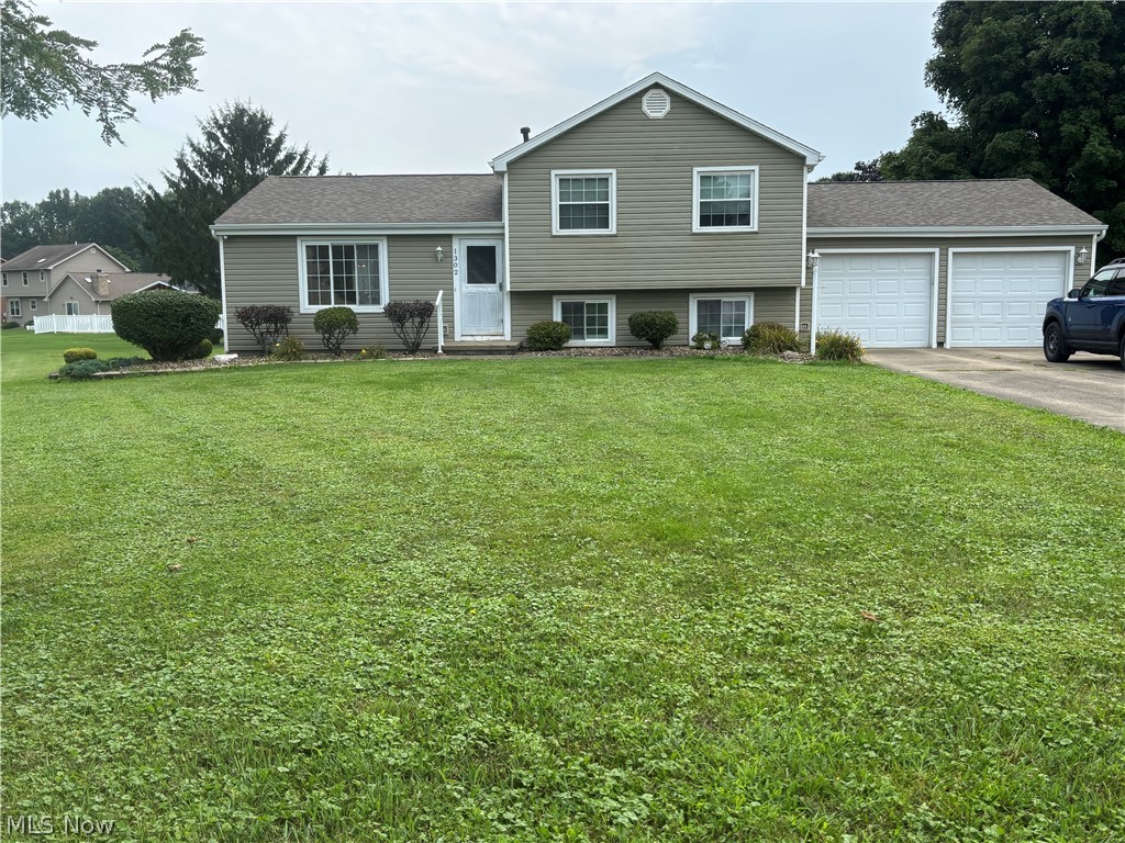 1302 Huntington Court Boardman OH 44512