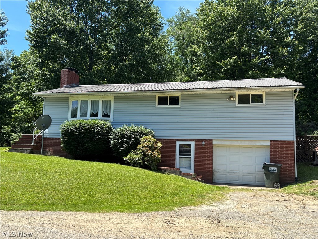 6601 Mapleton Street SE East Canton OH 44730