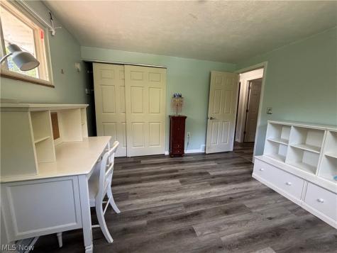 6601 Mapleton Street SE East Canton OH 44730