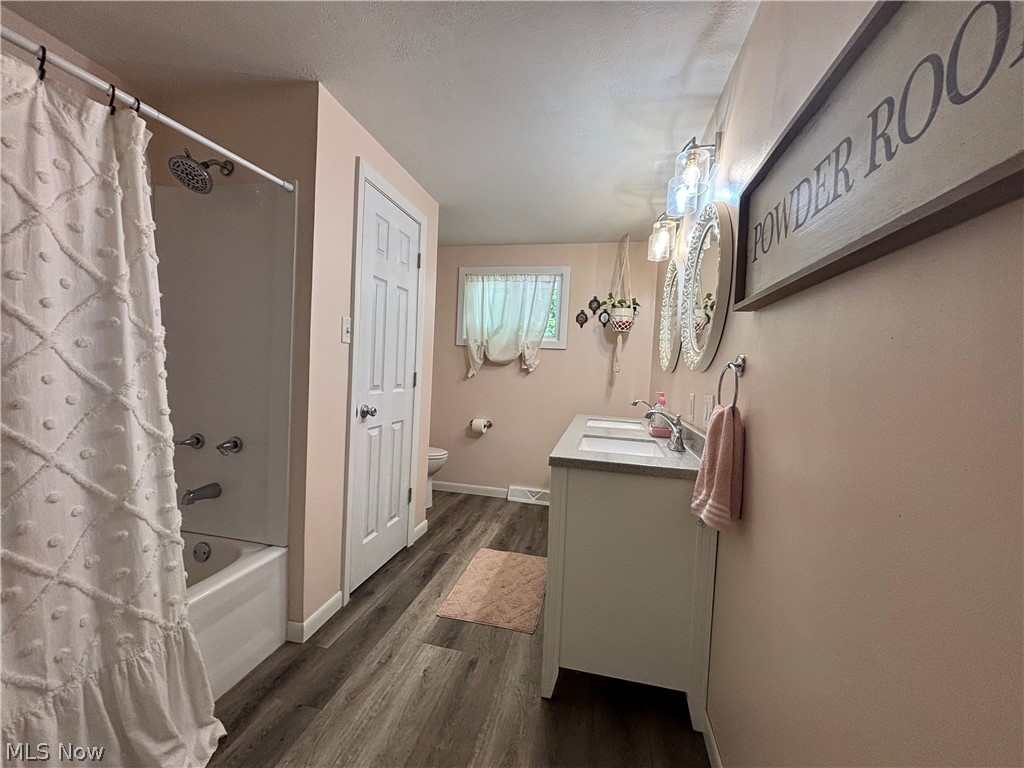 6601 Mapleton Street SE East Canton OH 44730