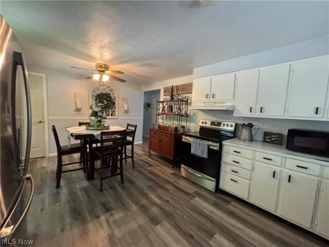 6601 Mapleton Street SE East Canton OH 44730