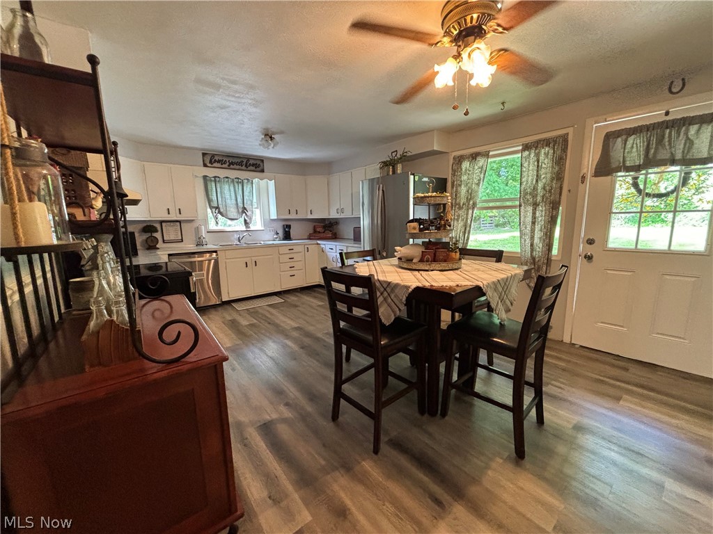 6601 Mapleton Street SE East Canton OH 44730
