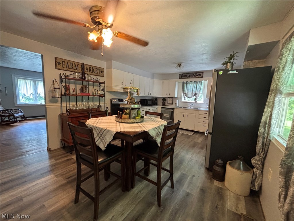 6601 Mapleton Street SE East Canton OH 44730