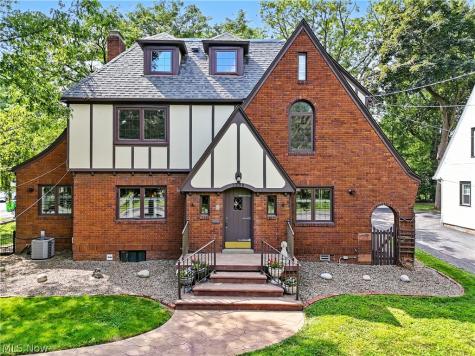2208 Cleveland Road Wooster OH 44691