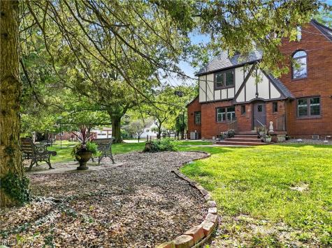 2208 Cleveland Road Wooster OH 44691