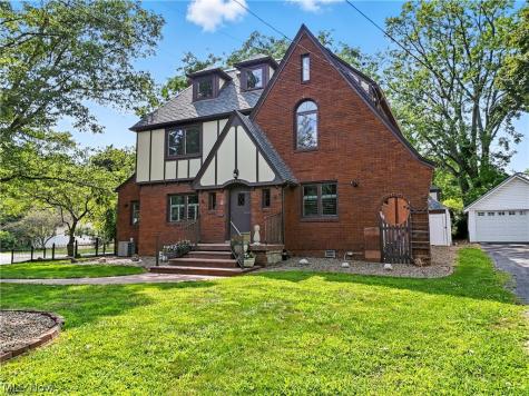 2208 Cleveland Road Wooster OH 44691