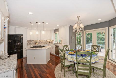 19165 Ridgeline Court Strongsville OH 44136