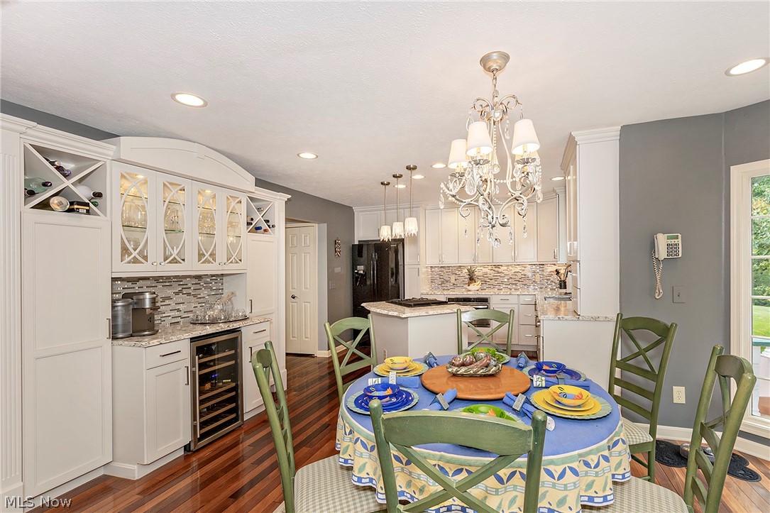 19165 Ridgeline Court Strongsville OH 44136