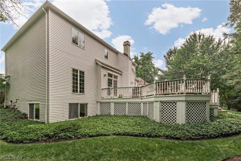 19165 Ridgeline Court Strongsville OH 44136