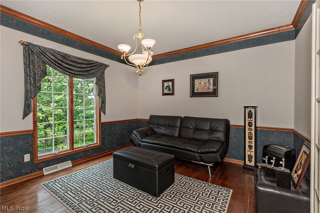 19165 Ridgeline Court Strongsville OH 44136