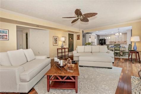 19165 Ridgeline Court Strongsville OH 44136