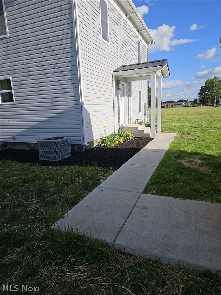 21083 State Route 751 West Lafayette OH 43845