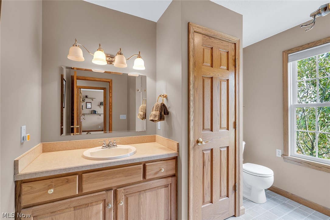 982 Shannon Lane Salem OH 44460