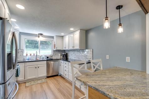 13042 Portage Street Doylestown OH 44230
